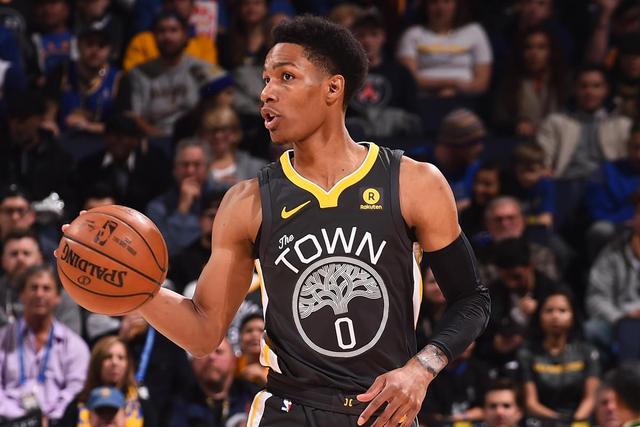 亚历山大54分雷霆豪取13连胜 火箭1分险胜骑士