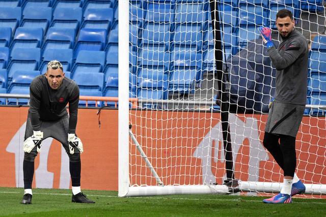 沃特斯35+7胡明轩27分广东胜上海 王哲林30+13